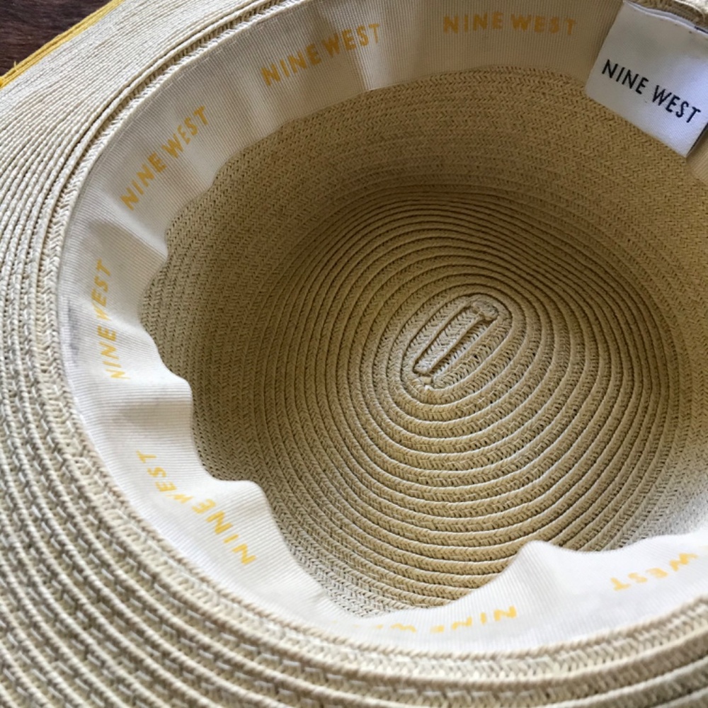 Big Floppy Beach Hat. - image 6